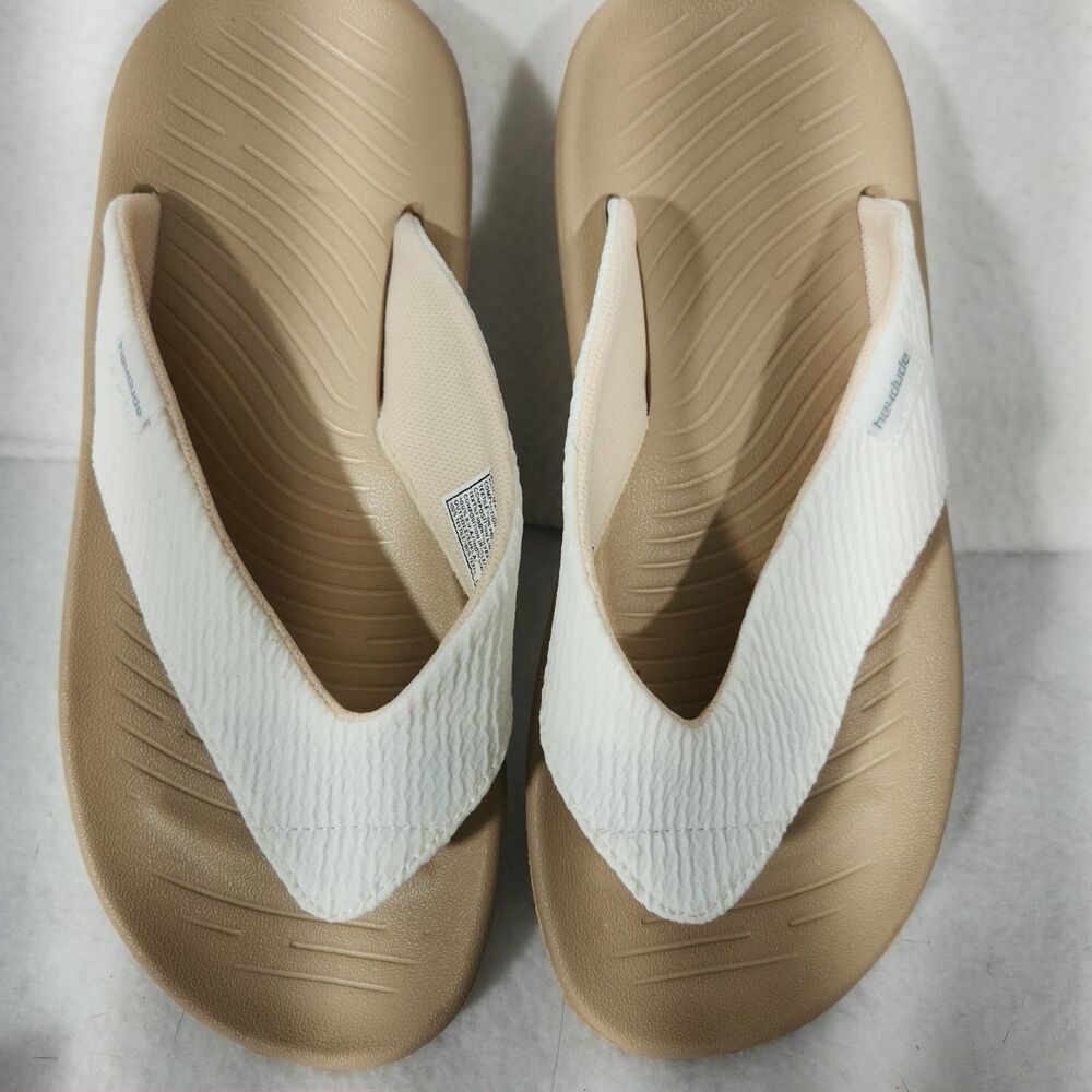 Hey Dude Meg  Women’s White Flip Flops Sandals  US Size 7